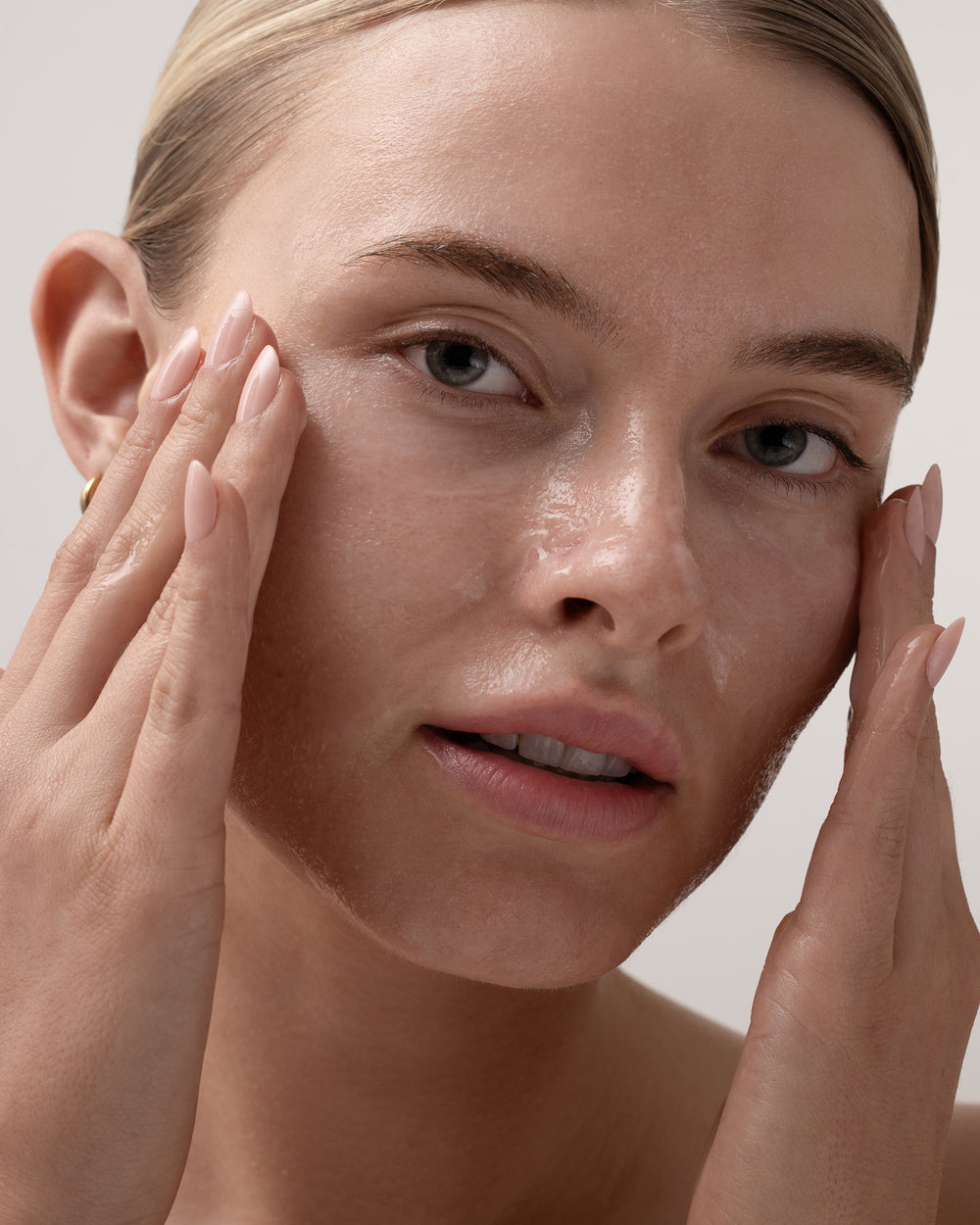 AHA Milk-Gel Cleanser